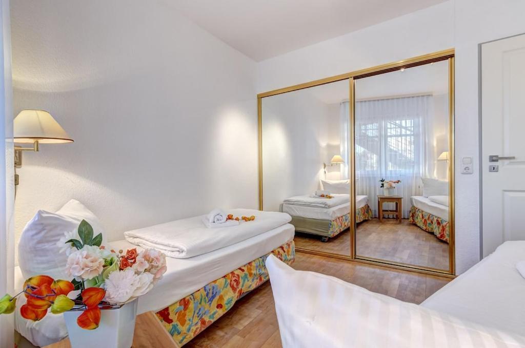Grosse Schoene 3 Zimmer Ferienwohnung - 100 Qm - In Strandnaehe Fuer 6 Personen!! Heringsdorf  Ngoại thất bức ảnh