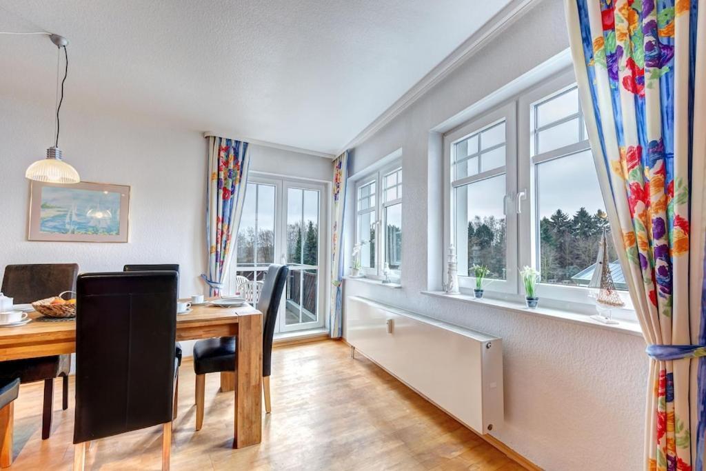 Grosse Schoene 3 Zimmer Ferienwohnung - 100 Qm - In Strandnaehe Fuer 6 Personen!! Heringsdorf  Ngoại thất bức ảnh
