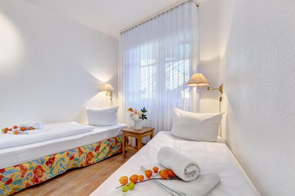 Grosse Schoene 3 Zimmer Ferienwohnung - 100 Qm - In Strandnaehe Fuer 6 Personen!! Heringsdorf  Ngoại thất bức ảnh